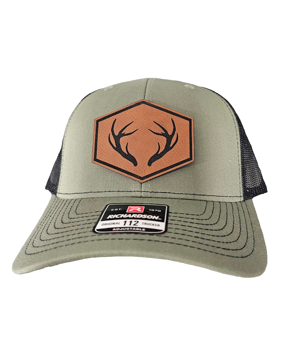 Richardson 112 Fishing Hooks Trucker Hat - Woelfel Custom Designs